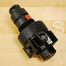 Parker 06R313AC Pneumatic Regulator, 150 PSI Max - USED