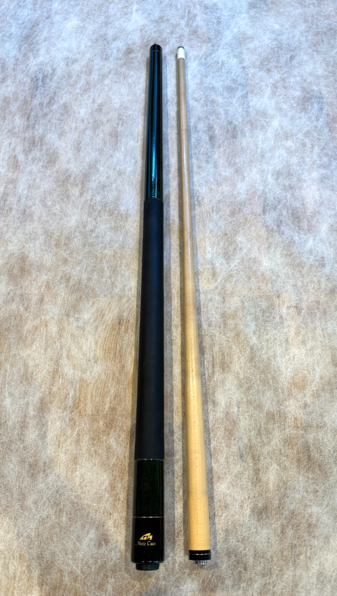 Mezz Dark Green Pool Cue 5/16-14 Piloted Joint 19.4oz Made in