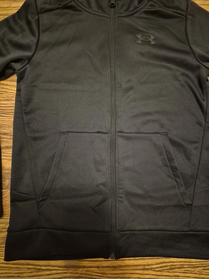 Chaqueta con Capucha Under Armour para Niños Cremallera Completa Talla M Forrada de Vellón Negra Nueva con Etiquetas Foto 3 de 4