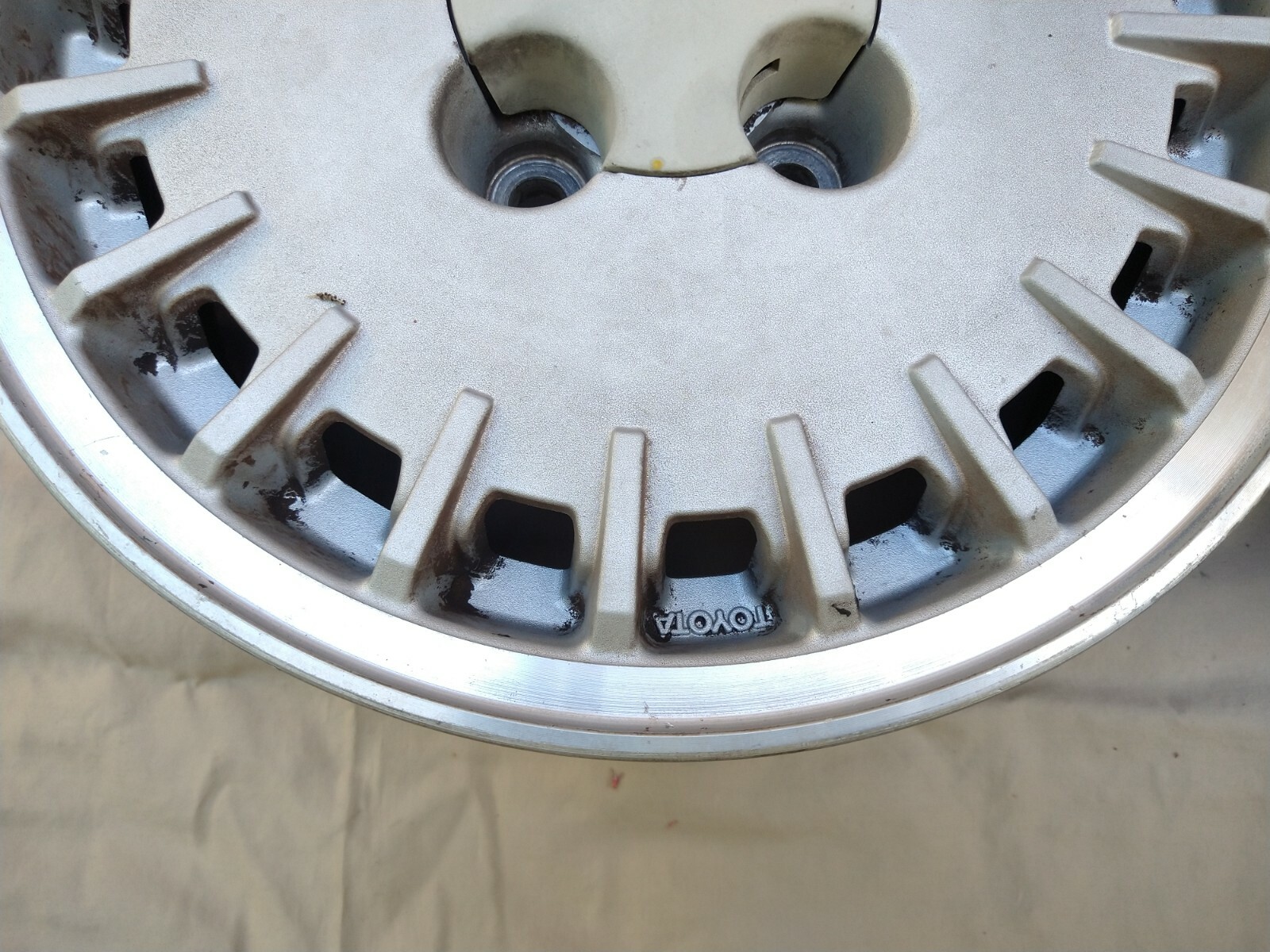 In Rims Toyota Cressida