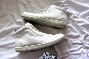 ecco danish design white