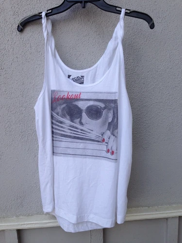 $41 Nwt Local Celebrity Brand Solid White Lookout Woman Sunglass Graphic Tank