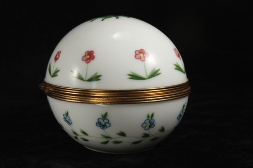 Rare Ceralene Raynaud LAFAYETTE 3½" Egg Shaped Trinket Box - Limoges France - Picture 7 of 10