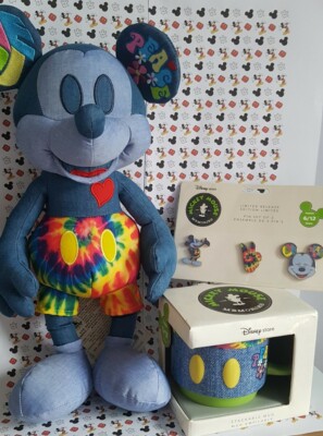 Disney Store Mickey Mouse Memories Plüsch Pins & Tasse Neu Limited Edition 6/12 