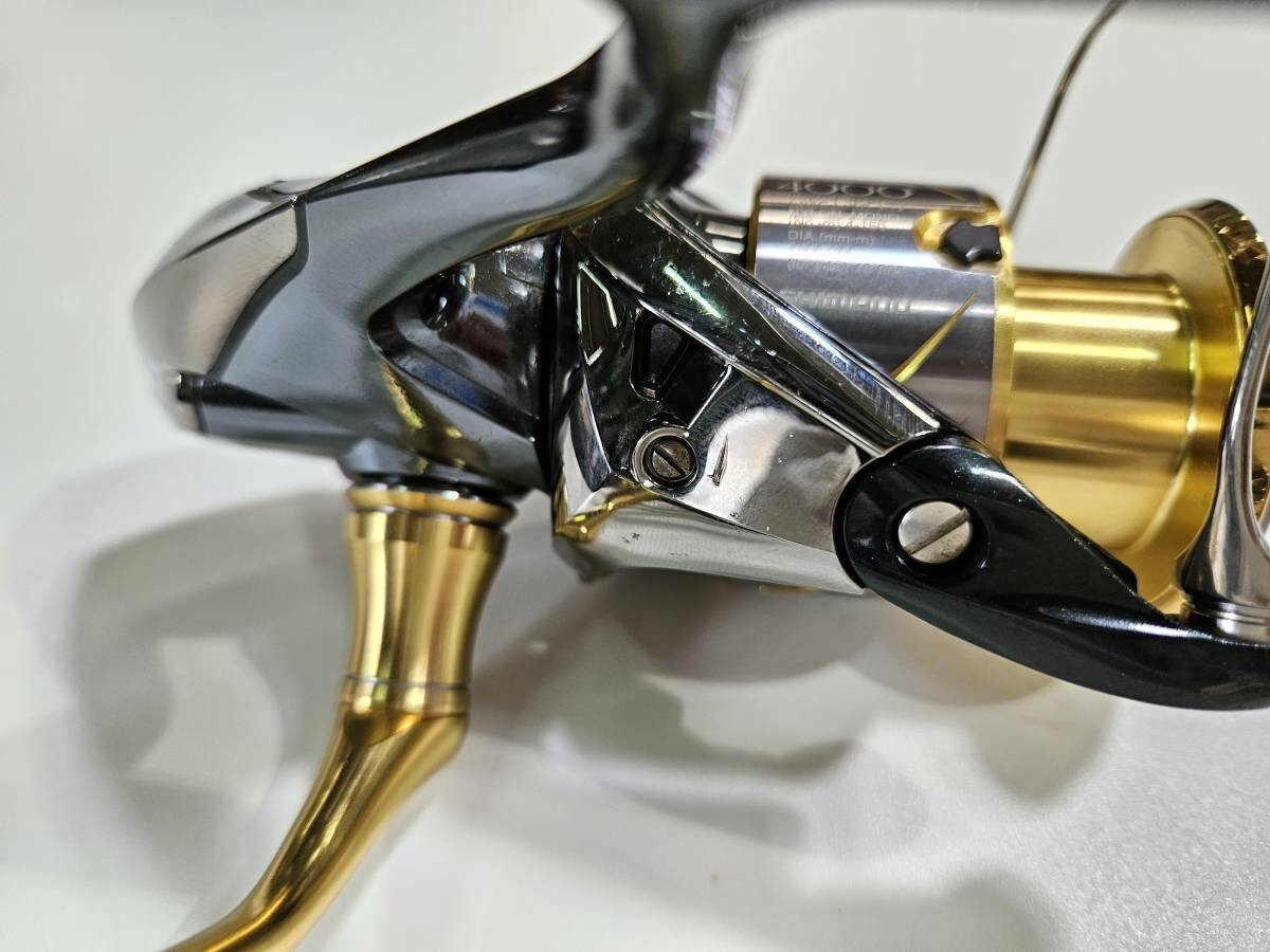 リール SHIMANO 14STELLA 4000XG Shimano 14 Stella 4000XG Spinning Reel - Excellent Condition