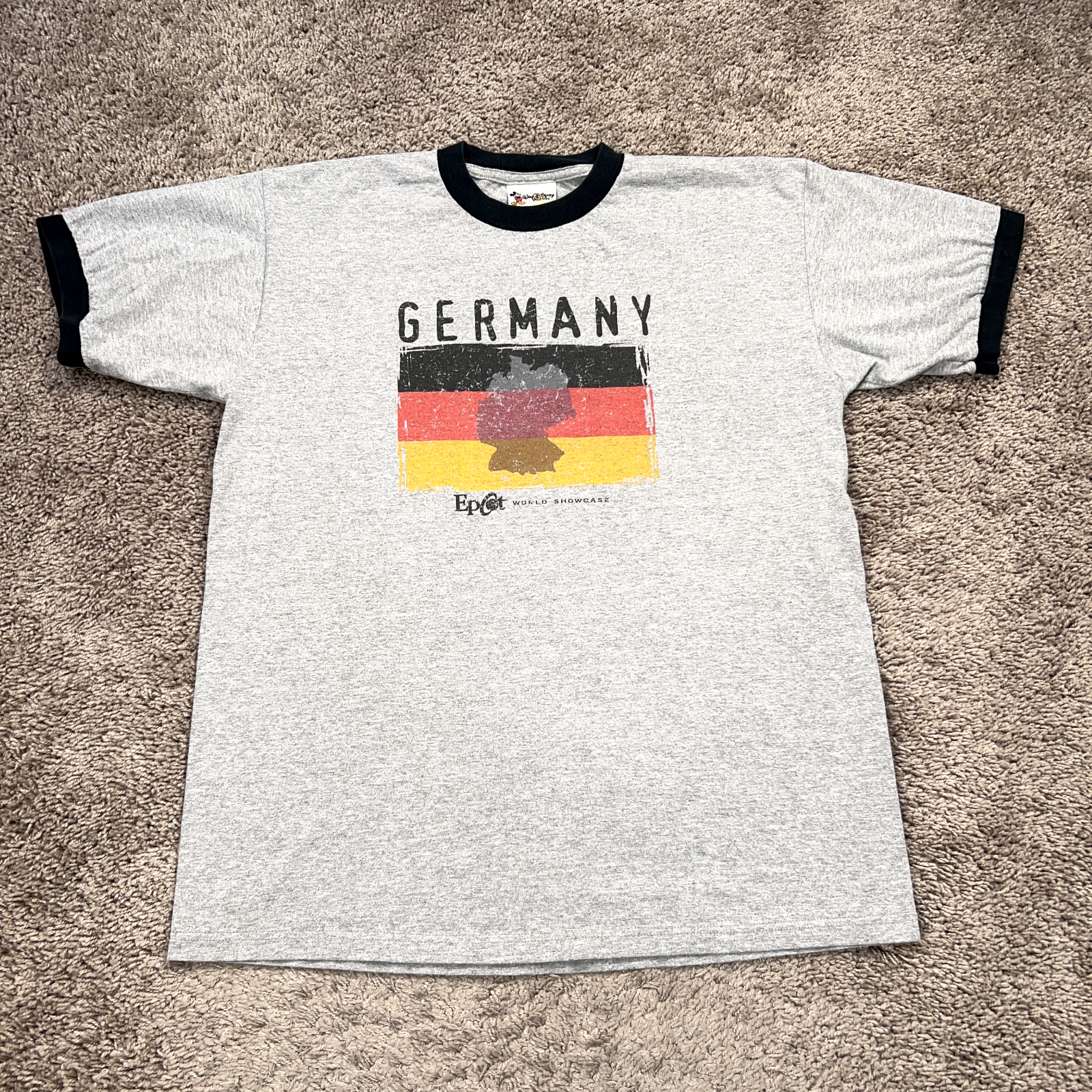 Vintage Walt Disney World Epcot Germany Showcase Ringer Tee Adult Large