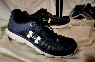 Under Armour Assert 6 Running Shoes Mens 11.5 Navy White