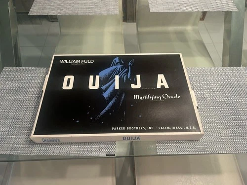 Vintage 1960’s Parker Brothers Ouija Board With Original Box & Mystifying Oracle