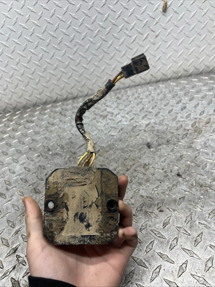 Regulador de voltaje Polaris Outlaw Sportsman 110 RZR 170 EFI 0455032 Foto 3 de 3