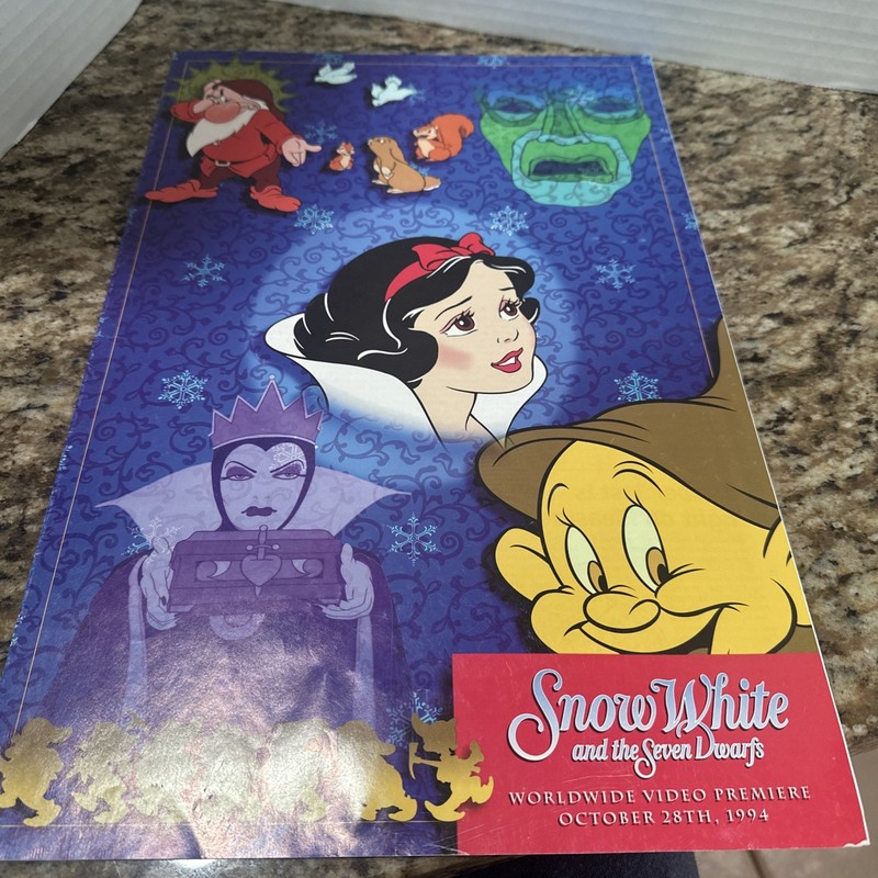 Disney Eyes & Ears Cast Member Exclusive October 1994 Snow White & Seven Dwarfs