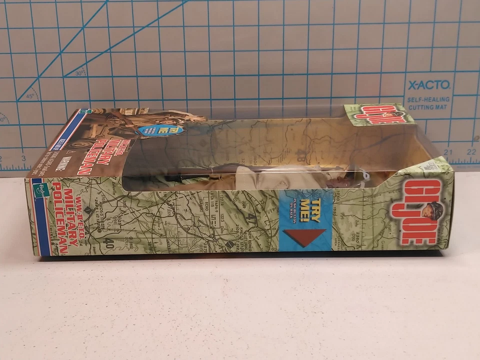 Figura parlante de policía militar GI Joe Segunda Guerra Mundial ETO (afroamericano) Hasbro 1999 Foto 4 de 4