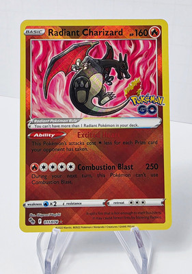 The Pokémon Company Radiant Charizard 011/078 Pokémon GO Radiant Rare EN Holo