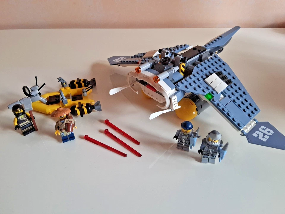 LEGO Ninjago 70609 Manta Ray Bomber, photo 1 sur 4