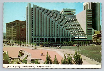 Hyatt Regency San Francisco California Vintage Unposted Postcard