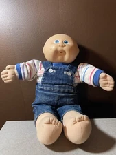 Original Vintage 1985 cabbage patch kids  Xavier Roberts Signed.