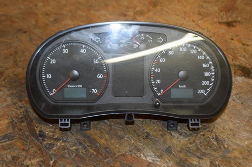 Original VW Polo 9N  6Q0920823T Tacho Kombiinstrument