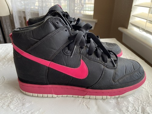 hot pink dunk