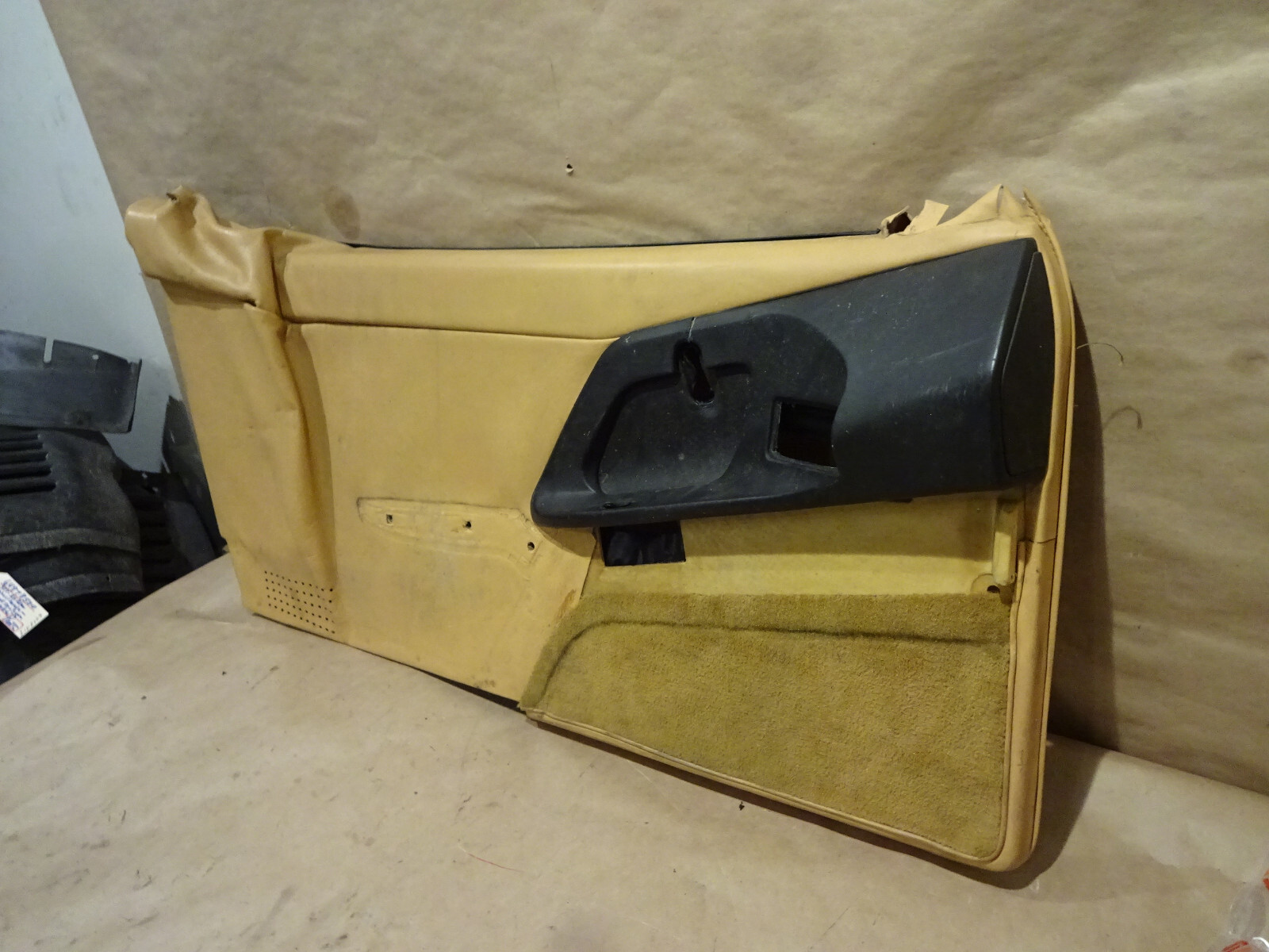 Ferrari 355 2.7, 5.2 - LH Interior Door Panel DAMAGED- P/N 63521405