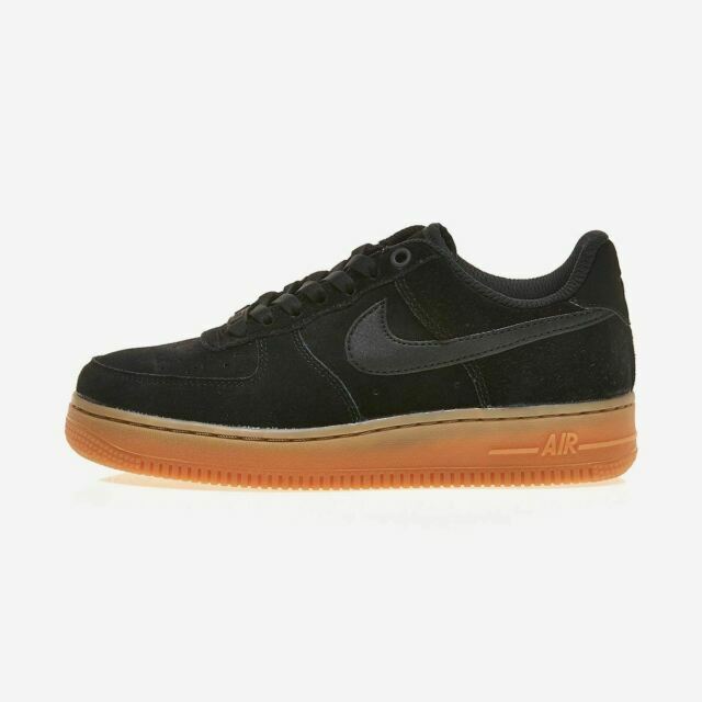 black and gum air force 1