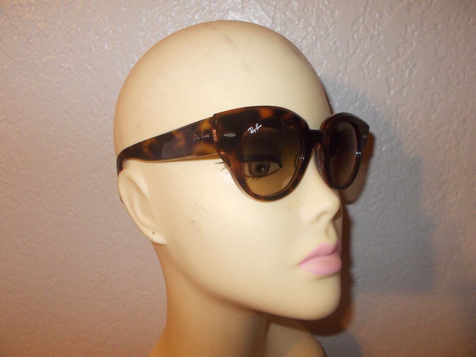 Ray Ban RB 2192 Roundabout 1324/BG Pink Tortoise Frame Gray Lenses  Sunglasses