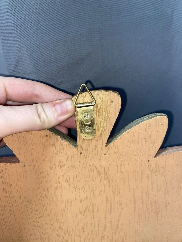 Apple Chalkboard With Hanging Hook - Image 4 of 4