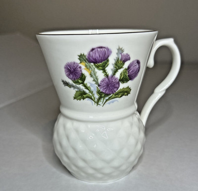 Royal Garden Teacup Bone China Cape Breton Gold Rim Handle Thistle Vintage