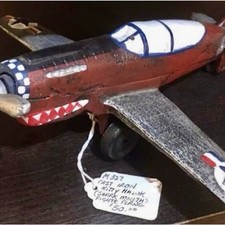 Vintage Cast Iron U.S. WWII Curtiss P-40 Warhawk fighter plane Kitty Hawk