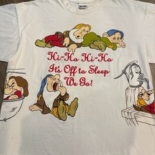 Vinatage    Disney   Snow White and the Seven Dwarfs  all-over print sleep shirt.