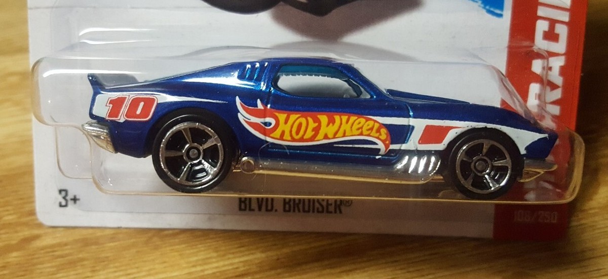 Hot Wheels Blvd. Bruiser 1:64 Lot of 2 Purple w/ Redlines