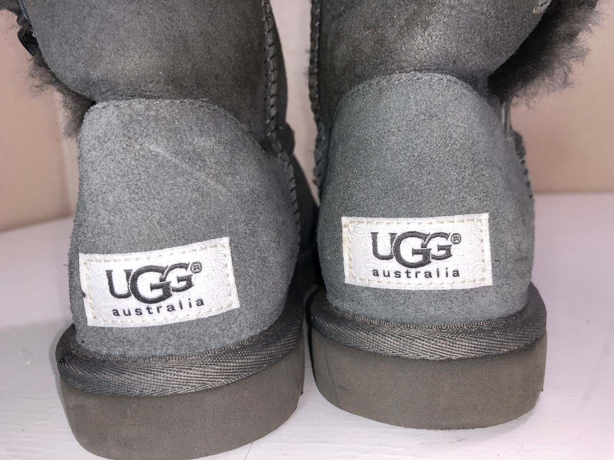 UGG Australia Bailey Button Gray Short Boots Women's 5 5803
