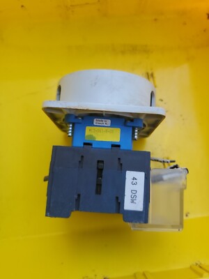 GE ML-2-063 H11-E ML2-063-E-GE Disconnect USED