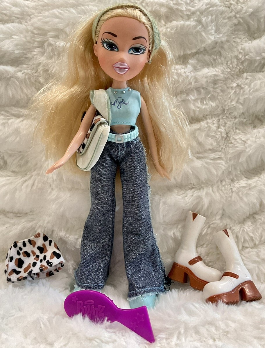 BRATZ DOLL 2001 CLOE COLLECTOR FIRST EDITION ORIGINAL MGA