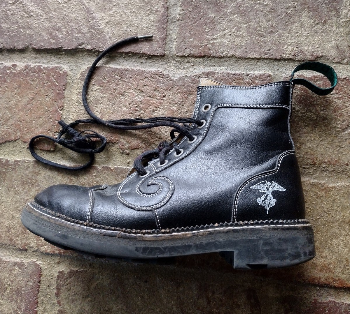 John Fluevog Vegan Vogs 7th Heaven 6 Eyelet Derby Swirl boots women's