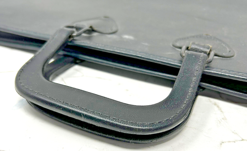 The Bokara Leather Line Professional Portfolio 10 Clear Pages 20 Design Capacity - Picture 7 of 17