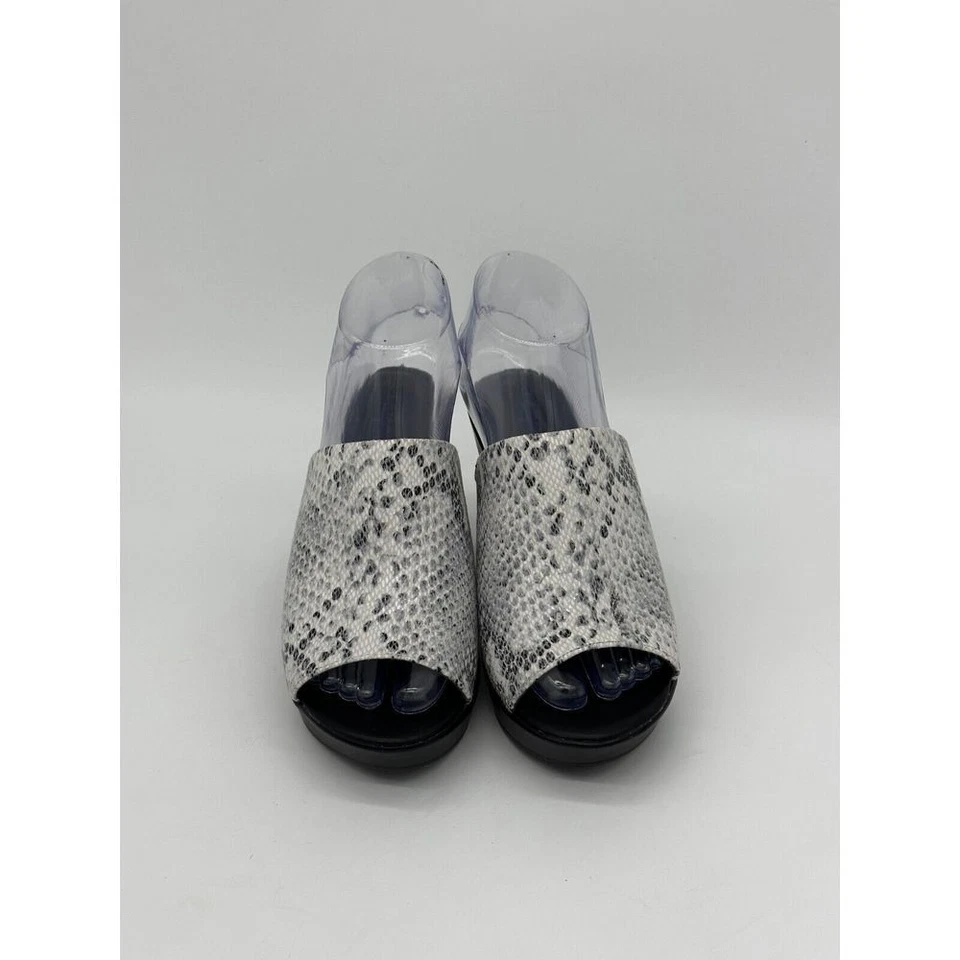 Tahari Mylana Snakeskin Print Wedge Slide Sandals Women 7.5 Grey Open Toe Ladies - Image 3 of 4