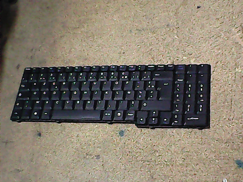 clavier NSK-TN0SV 0F Rev A01 Toshiba L650D-102