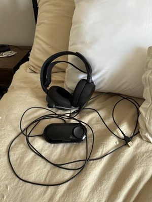 SteelSeries Arctis Pro + GameDAC Wired Gaming Headset