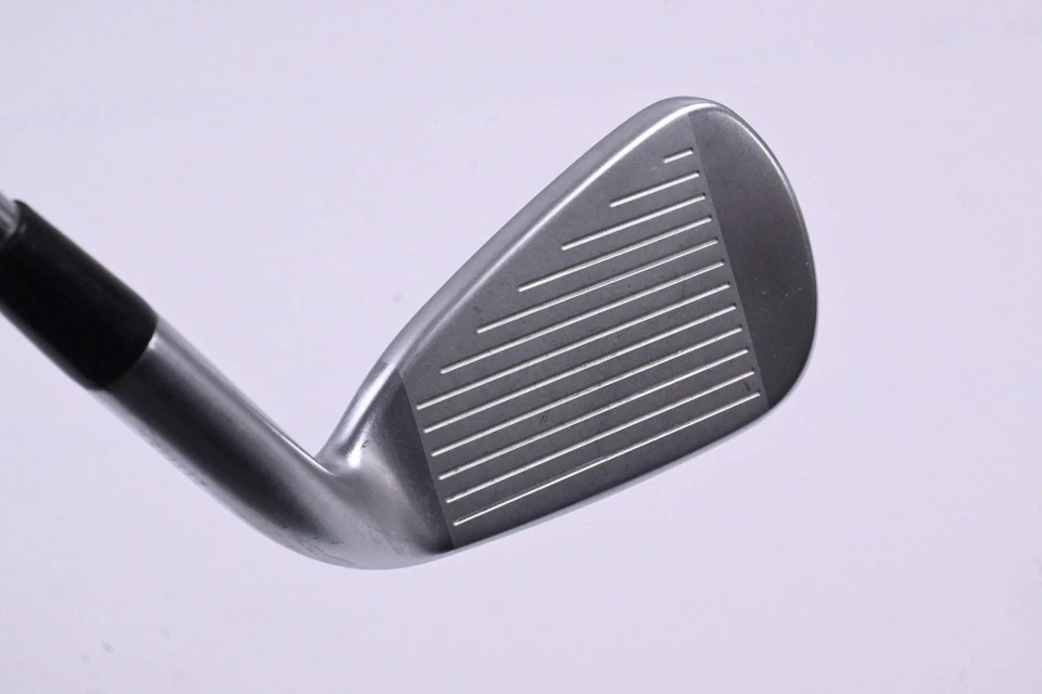 Left Hand Mizuno JPX 919 Hot Metal #4 Iron / 20 Degree / Regular Flex Modus3 105 - Image 2 of 4