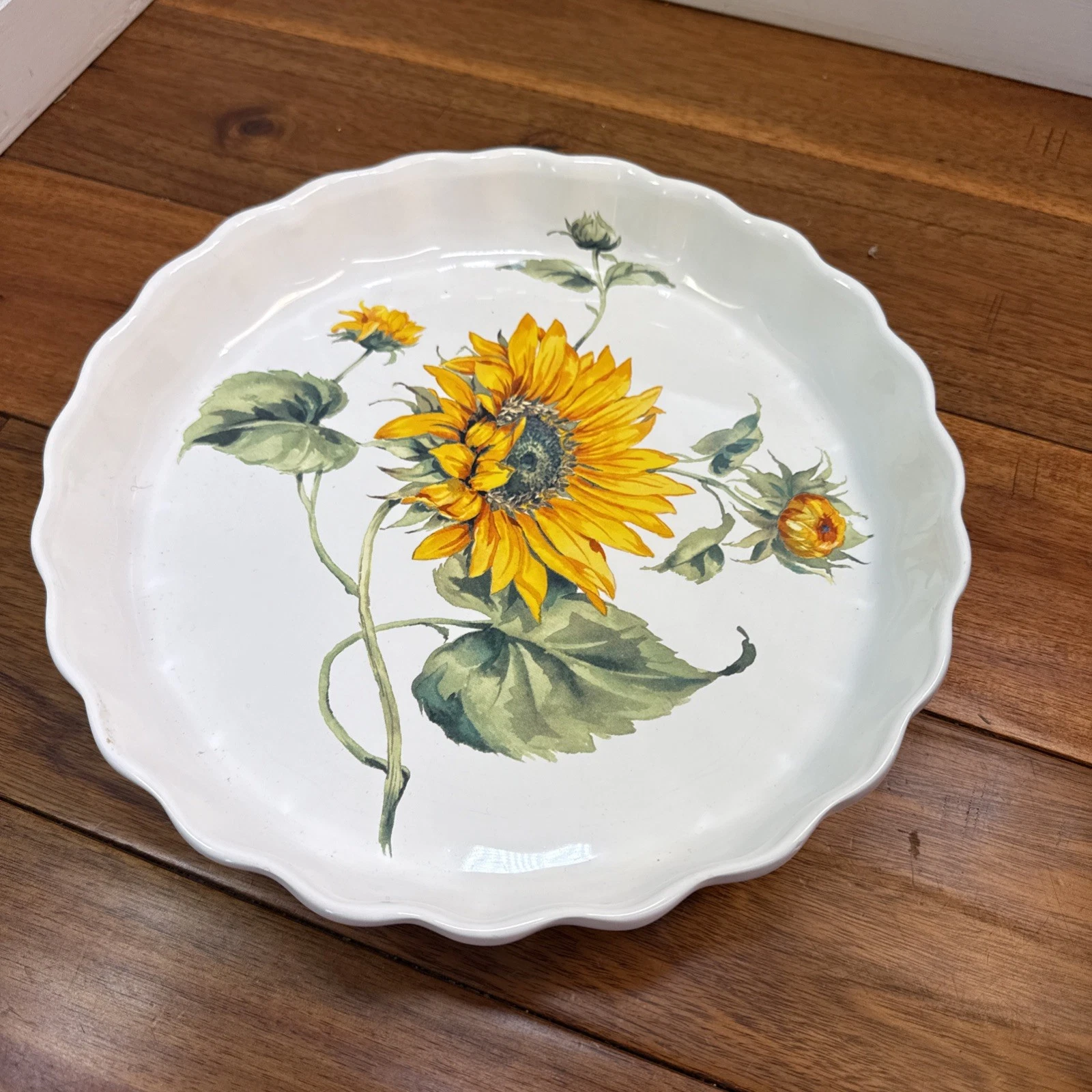 Sur La Table Sunflower Pie / Quiche Dish 11" Made in Italy White