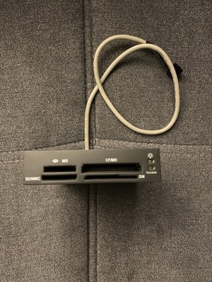 Interner 3.5 USB 2.0 Kartenleser 11-in-1 CF SD MMC MS Frontpanel PC Card Reader