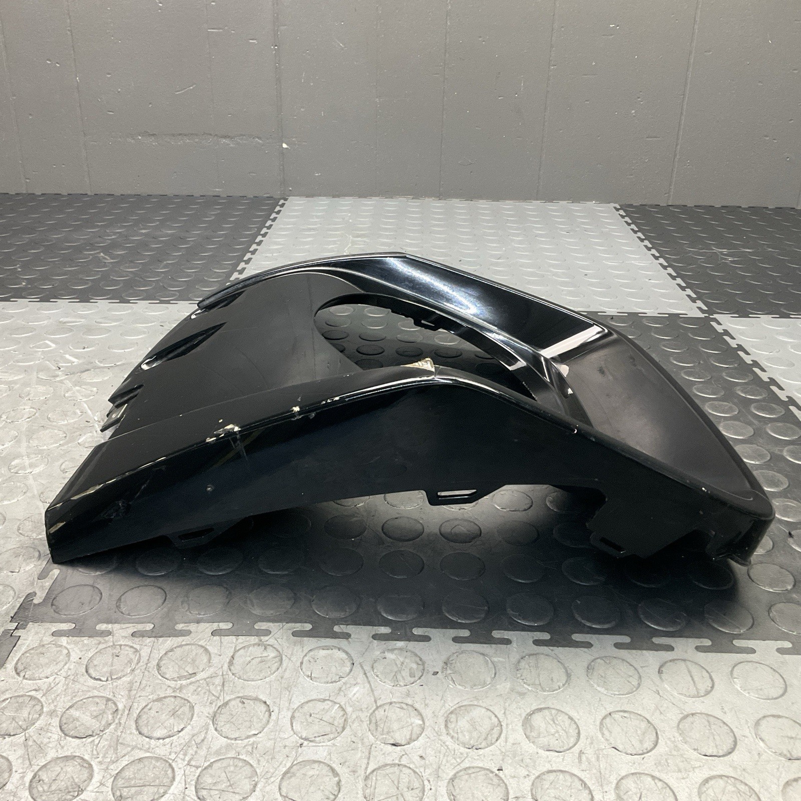 2016-2018 Audi R8 Rear Left Lower Bumper Diffuser Trim Panel Molding Cover OEM