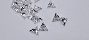 31 pieces Triangle Cut 6 mm CZ Cubic Zirconia Loose Stones 