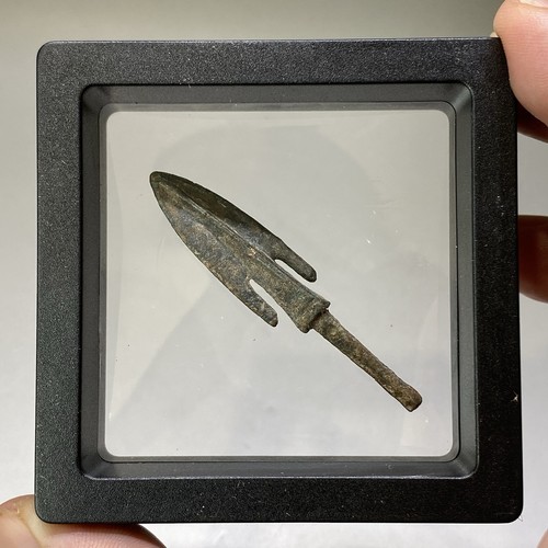 C25 Ancient Bronze ARROWHEAD,Spring and autumn period 春秋双翼箭头 - Picture 6 of 8