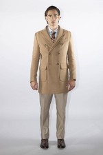 Tailored double-breasted camel wool coat