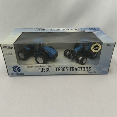 Ertl New Holland TJ530 & TG305 Toy Set 2006 Launch Edition 1/64 NIB