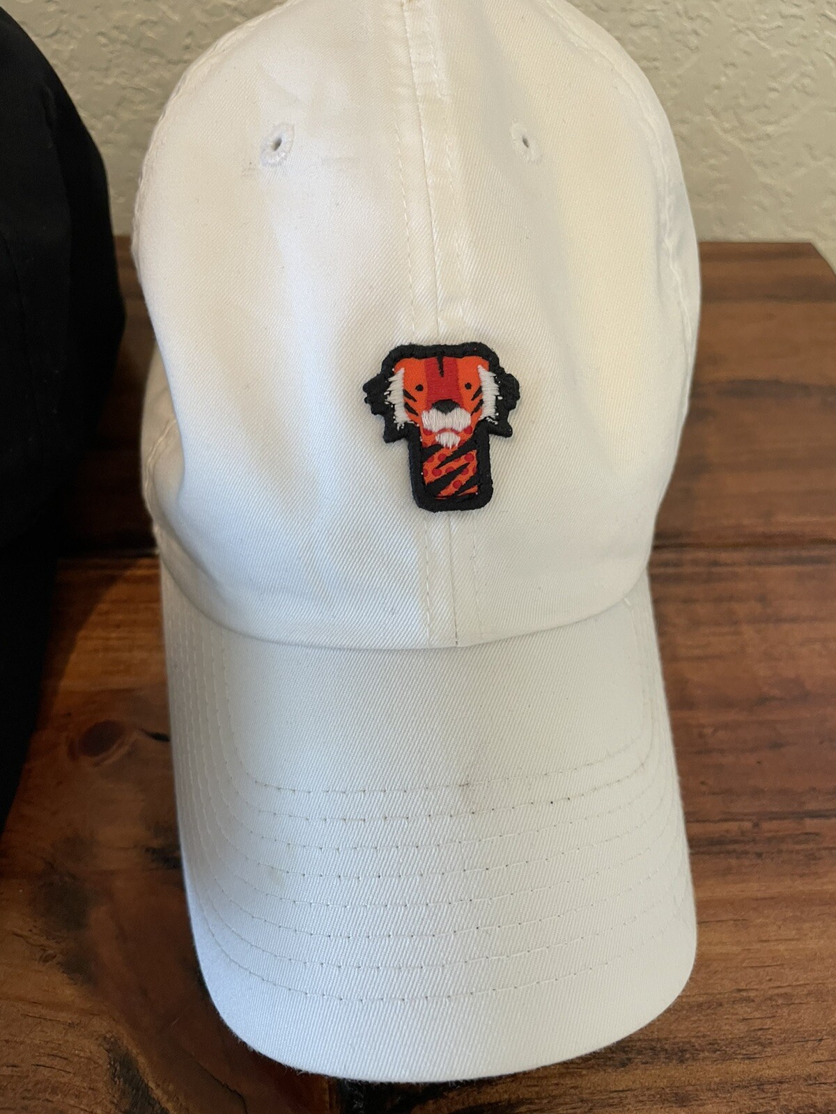 tw frank hat