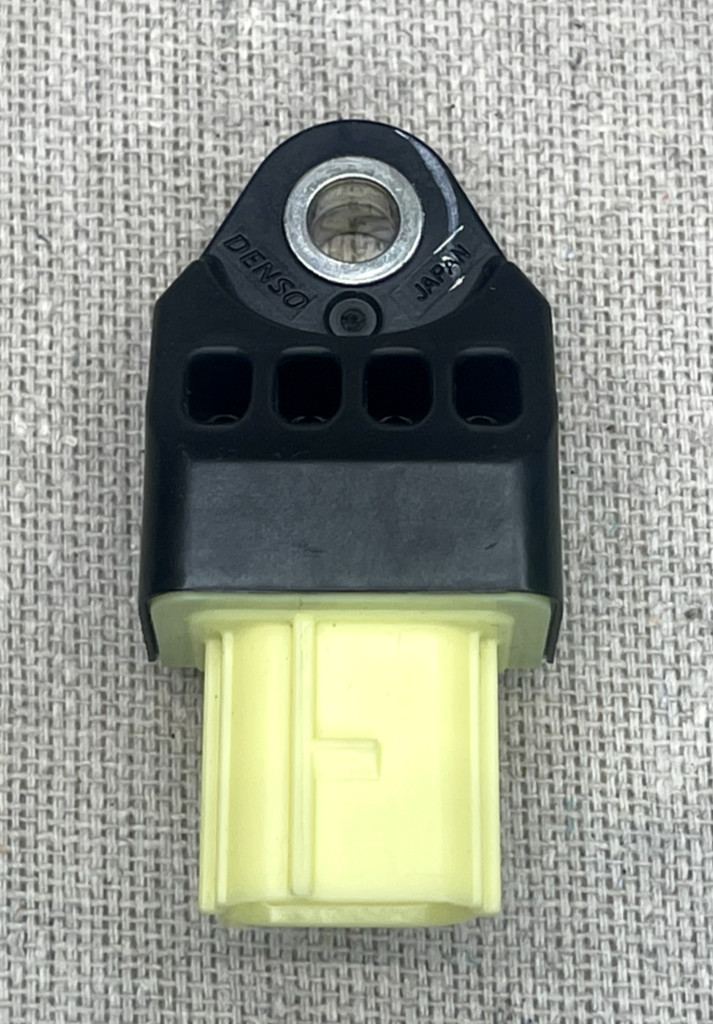08-13 Lexus IS250C IS350C CONVERTIBLE SIDE SENSOR OEM 89831-60010