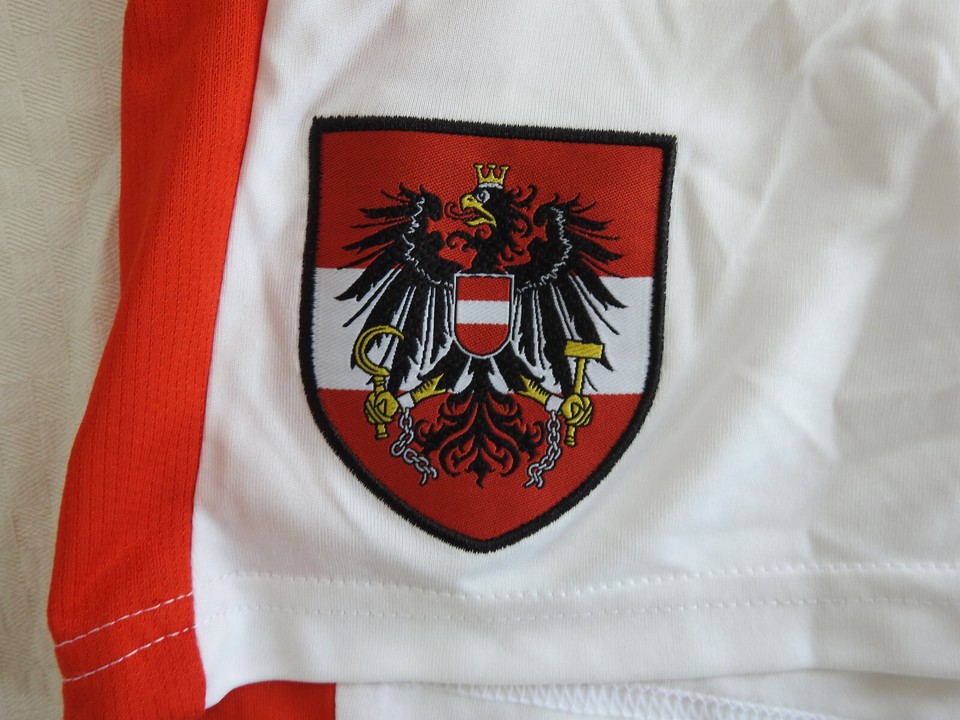 Austria 2014 Shorts PUMA 8 Alaba White Short Pants Size L Football Soccer eBay