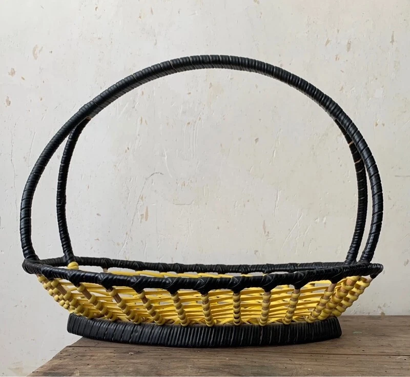 CORBEILLE PANIER VINTAGE 1960 SCOUBIDOI NOIR JAUNE - Photo 1/4