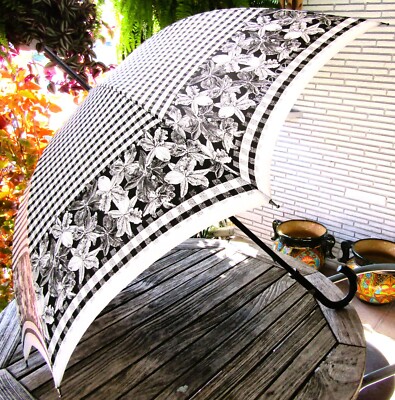 GIANNI VERSACE チェック柄 折りたたみ傘 Vintage Gianni Versace Black and White Gingham Check and Floral